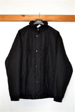 4125 Bunda zimní, černá, dole do patentů, a zip a cvoky,5XL