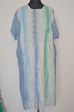 1129 letní   šaty , fáčovém modrý vzor, vel.144 cm boky