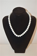 1229 Krásná perlová sada(náhrdelník+náušnice), barva: bílá POSLEDNÍ KUS