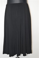 20 Dámská černá látková sukně,6 ti-dílová, boky 180 cm