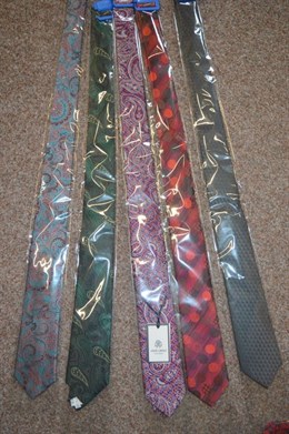 4594 kravaty - různé barvy
