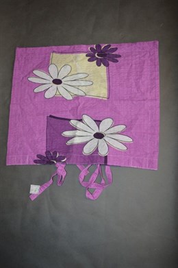 9012 Krepový polštářek na mašličky, rozměr 50x40 cm